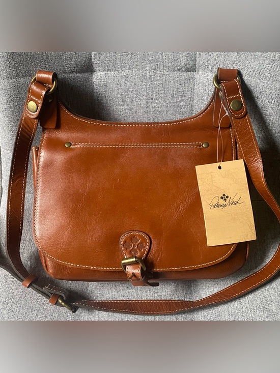 Patricia Nash Handbags - Patricia Nash Tan Luxury Designer Boho London Full-Grain Leather Saddle Bag